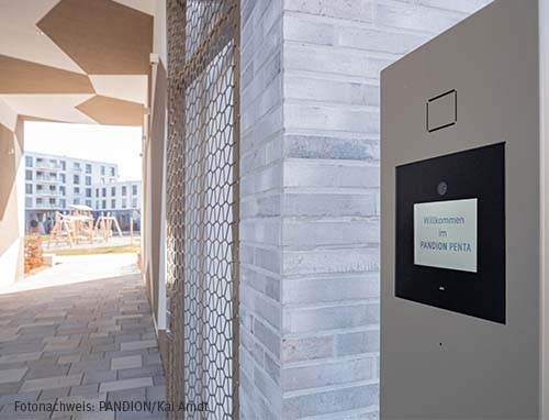 Stele im PANDION