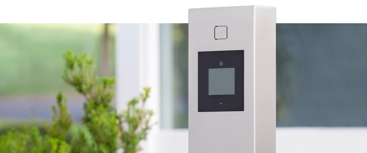Silberne Stelle mit COMFORT 5,7 Zoll im Eingangsbereich